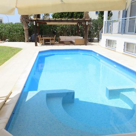 Villa Victoria Paphos Exteriör bild