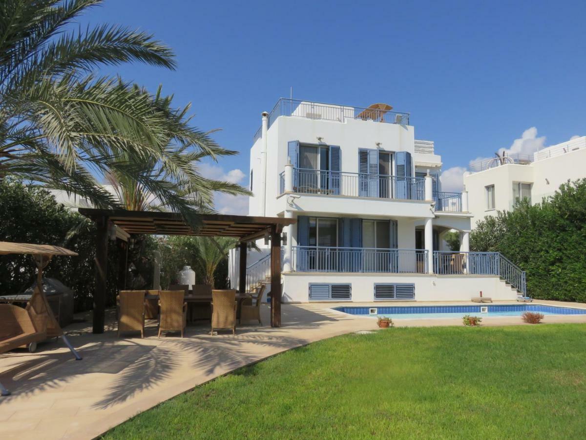 Villa Victoria Paphos Exteriör bild
