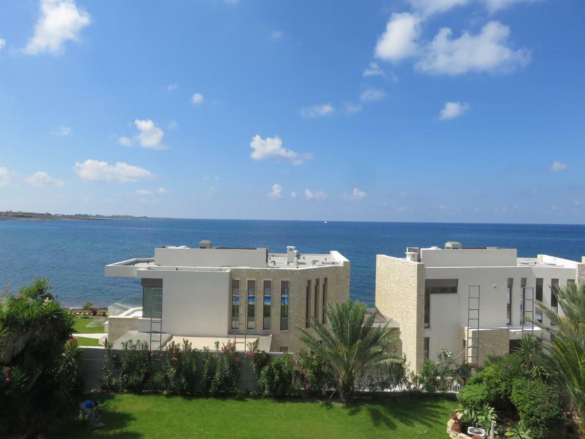 Villa Victoria Paphos Exteriör bild