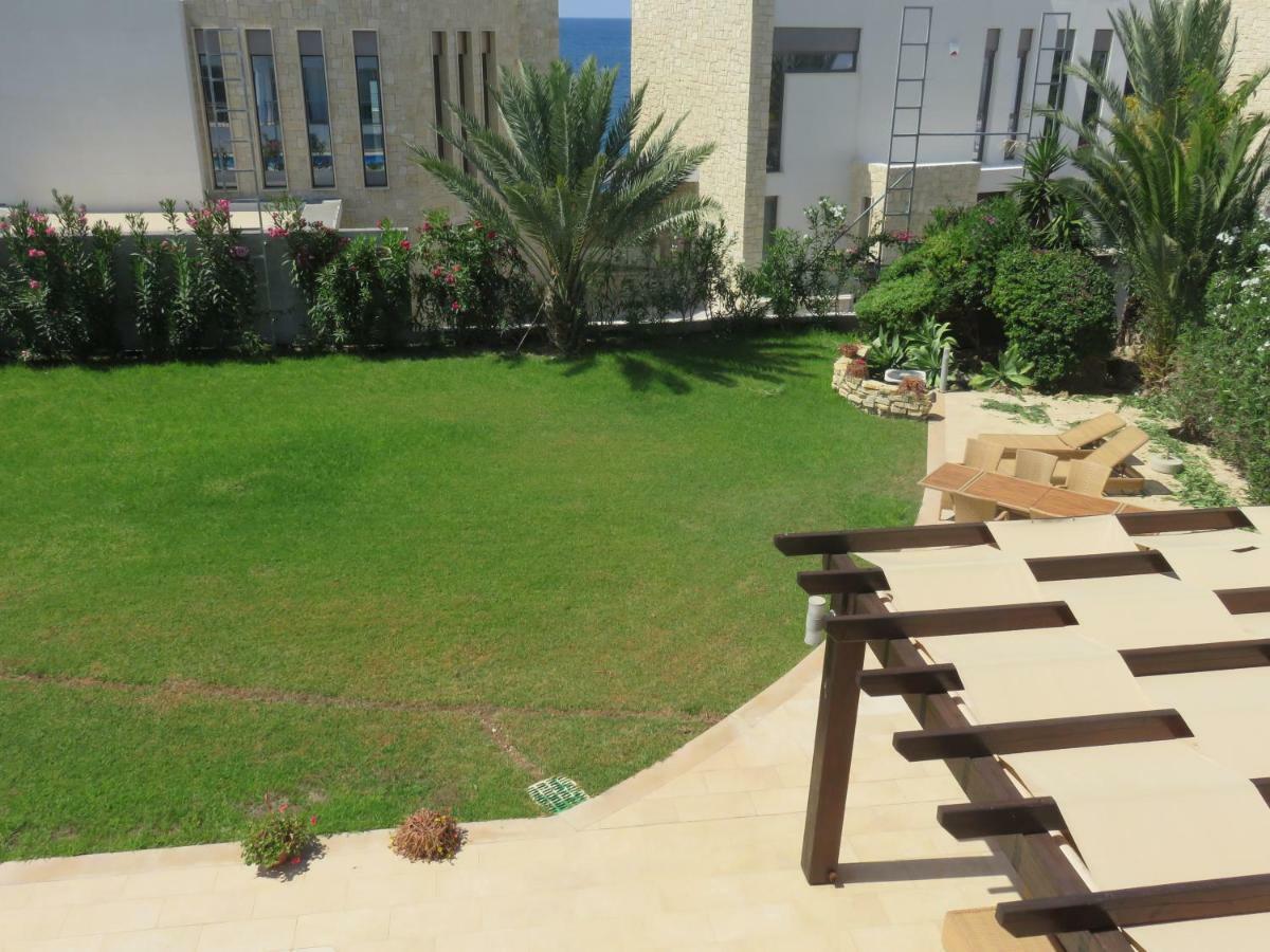 Villa Victoria Paphos Exteriör bild
