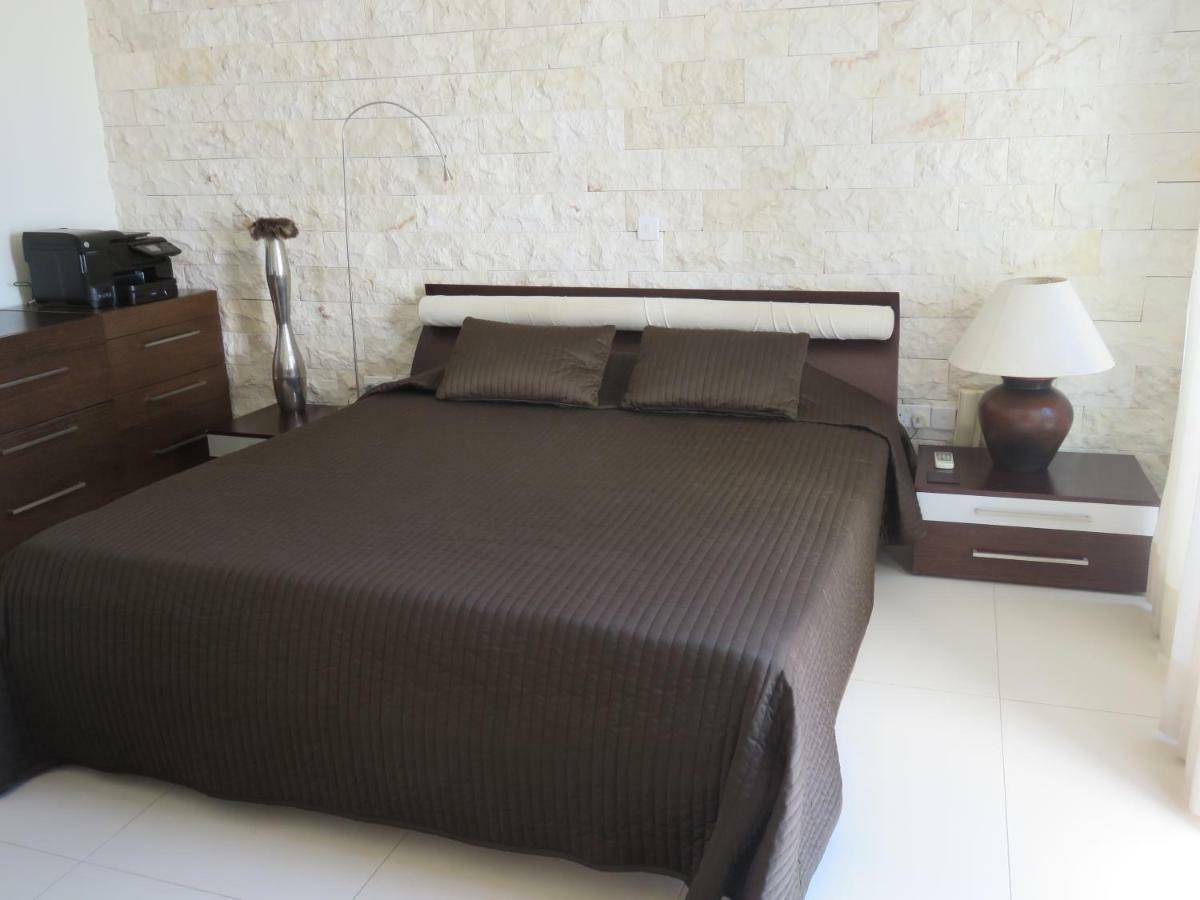 Villa Victoria Paphos Exteriör bild
