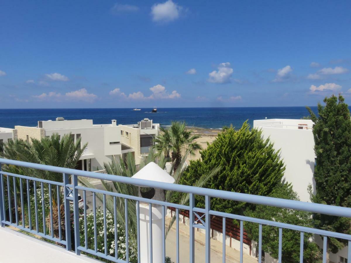 Villa Victoria Paphos Exteriör bild