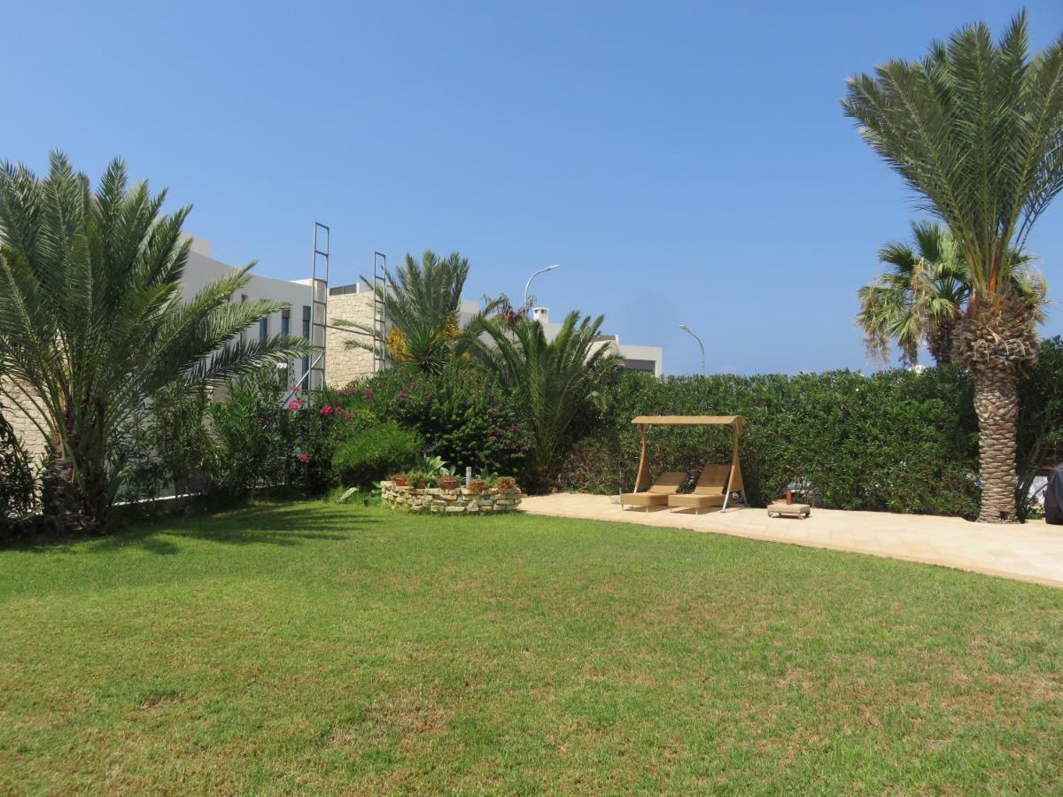 Villa Victoria Paphos Exteriör bild